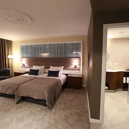 Casino&hotel Efbet Trakya 4* Свиленград